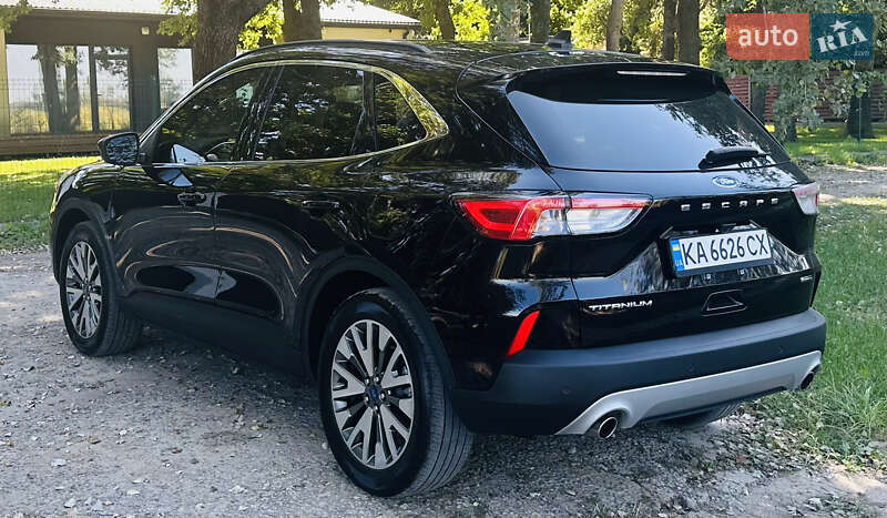 Внедорожник / Кроссовер Ford Escape 2021 в Киеве