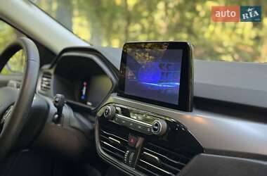 Внедорожник / Кроссовер Ford Escape 2023 в 