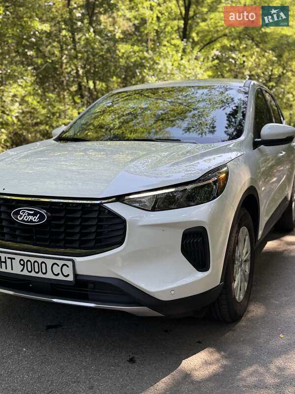 Внедорожник / Кроссовер Ford Escape 2023 в Киеве фото 67 Внедорожник / Кроссовер Ford Escape 2023 в Киеве