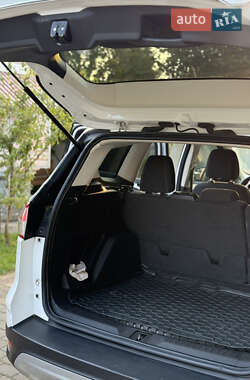 Внедорожник / Кроссовер Ford Escape 2014 в 