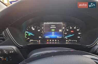 Внедорожник / Кроссовер Ford Escape 2022 в 