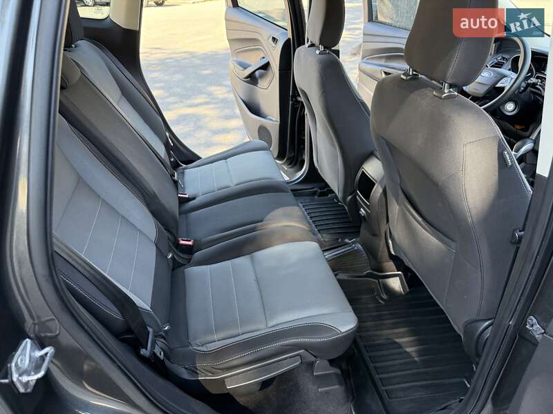 Внедорожник / Кроссовер Ford Escape 2018 в Тернополе
