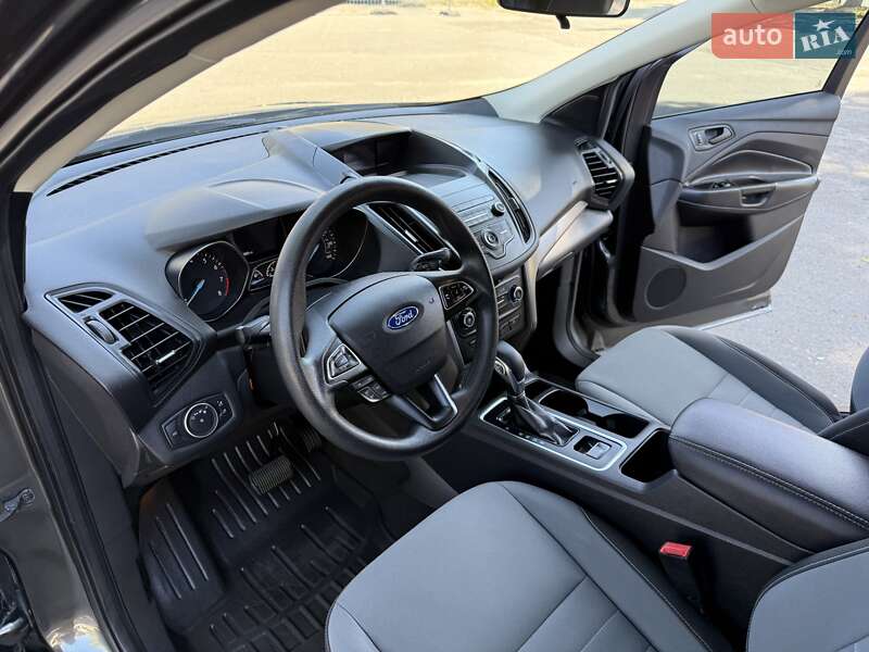 Внедорожник / Кроссовер Ford Escape 2018 в Тернополе