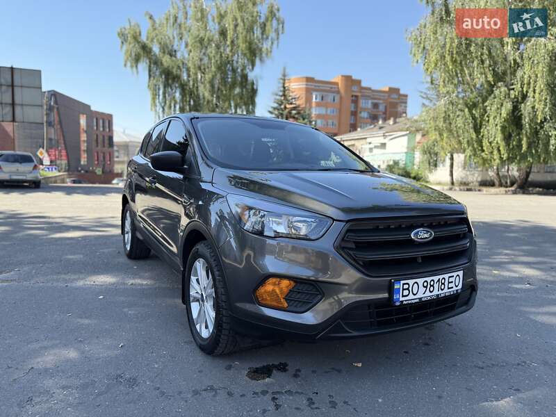 Внедорожник / Кроссовер Ford Escape 2018 в Тернополе