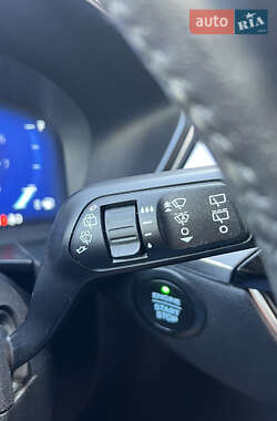 Внедорожник / Кроссовер Ford Escape 2021 в 