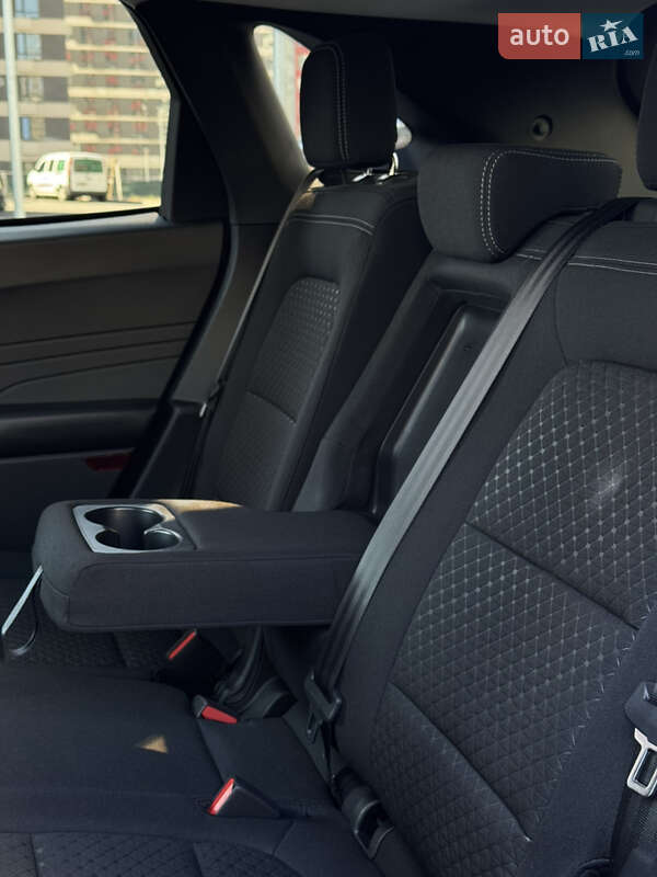 Внедорожник / Кроссовер Ford Escape 2023 в Киеве