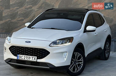 Внедорожник / Кроссовер Ford Escape 2019 в 