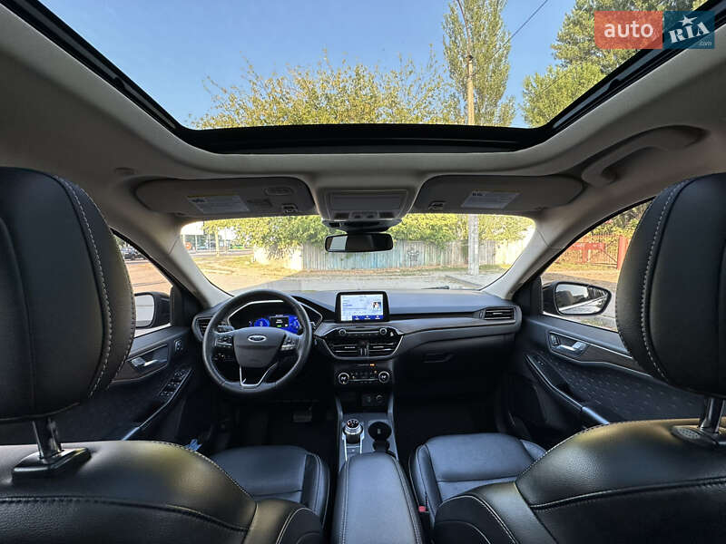 Внедорожник / Кроссовер Ford Escape 2020 в Черкассах