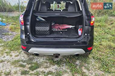 Позашляховик / Кросовер Ford Escape 2018 в 