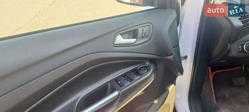 Внедорожник / Кроссовер Ford Escape 2016 в Любомле