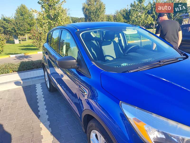 Внедорожник / Кроссовер Ford Escape 2017 в Киеве