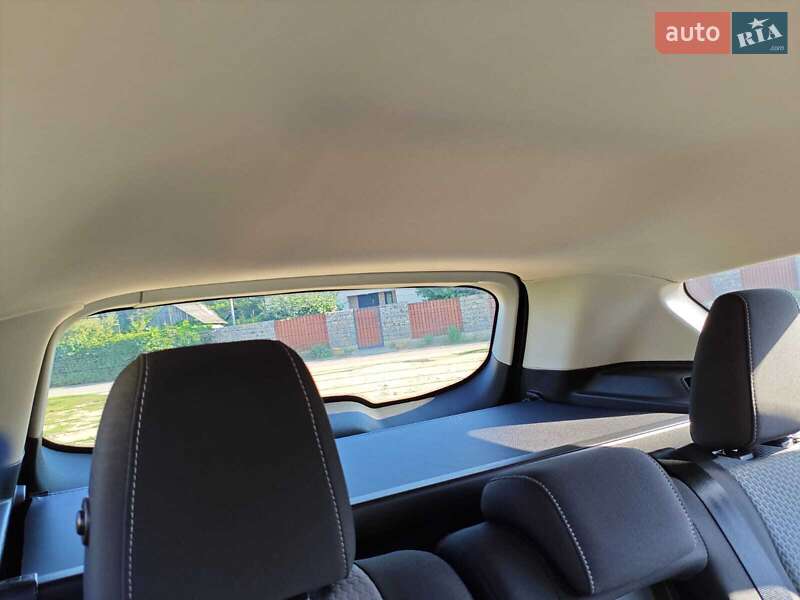 Позашляховик / Кросовер Ford Escape 2017 в Івано-Франківську фото 39 Позашляховик / Кросовер Ford Escape 2017 в Івано-Франківську