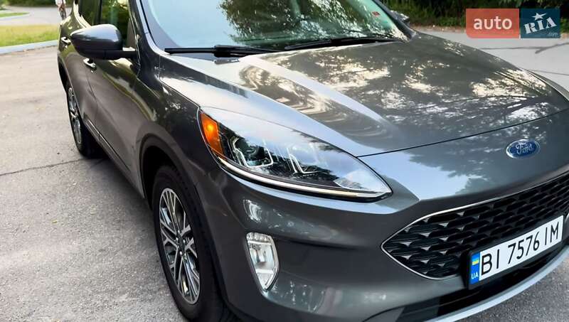 Внедорожник / Кроссовер Ford Escape 2022 в Кременчуге