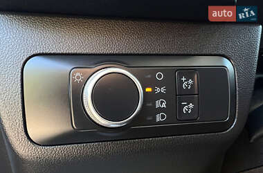 Внедорожник / Кроссовер Ford Escape 2020 в 