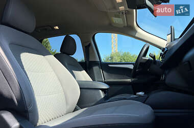 Внедорожник / Кроссовер Ford Escape 2020 в 