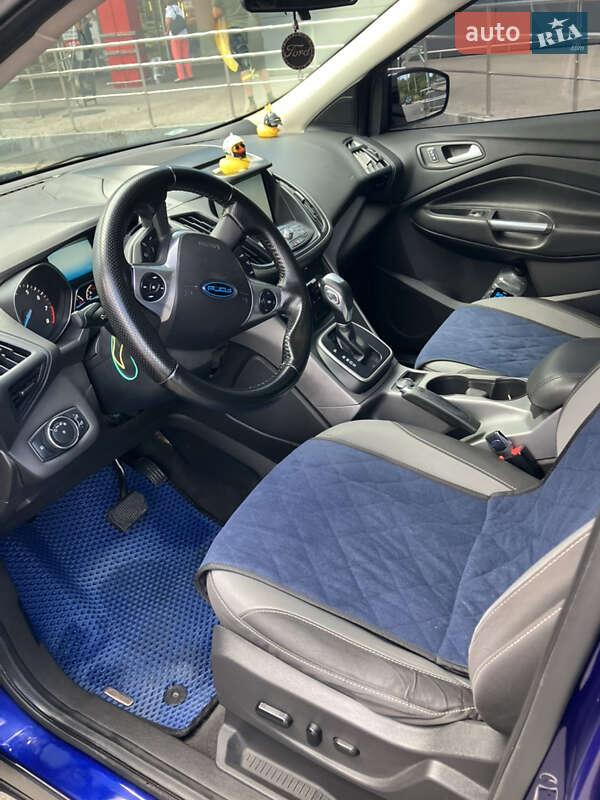 Внедорожник / Кроссовер Ford Escape 2013 в Харькове