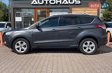 Внедорожник / Кроссовер Ford Escape 2016 в 