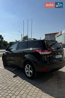 Внедорожник / Кроссовер Ford Escape 2013 в 