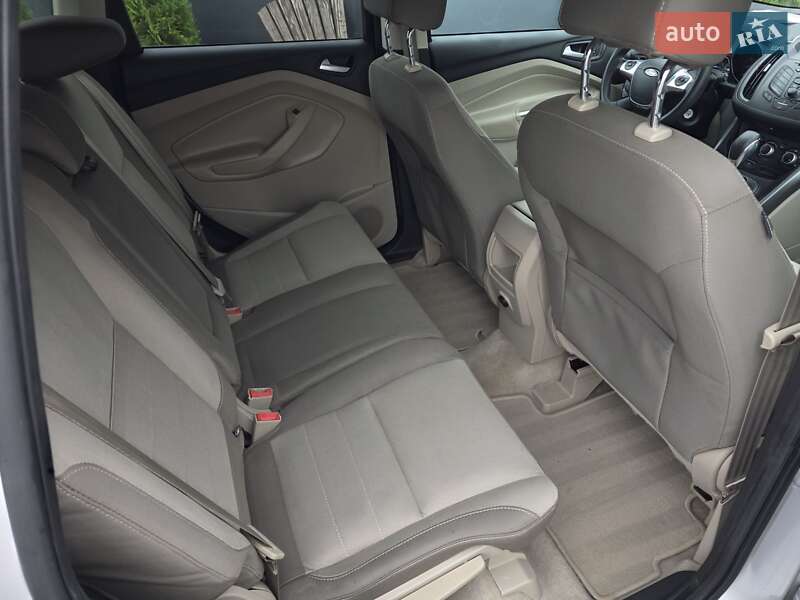 Внедорожник / Кроссовер Ford Escape 2015 в Тернополе