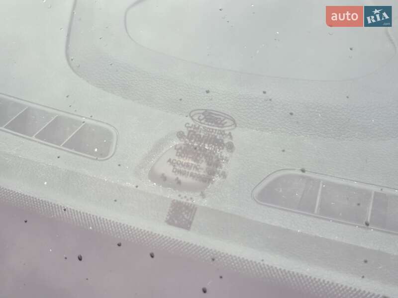 Внедорожник / Кроссовер Ford Escape 2015 в Тернополе