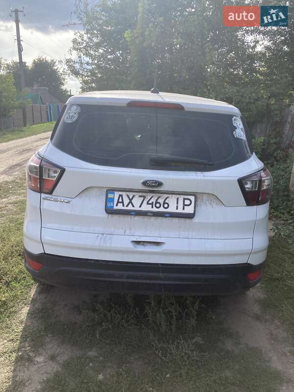 Внедорожник / Кроссовер Ford Escape 2017 в Харькове
