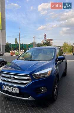 Позашляховик / Кросовер Ford Escape 2017 в Дніпрі