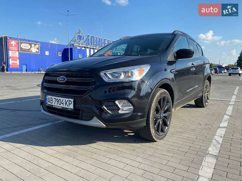 Внедорожник / Кроссовер Ford Escape 2019 в Виннице