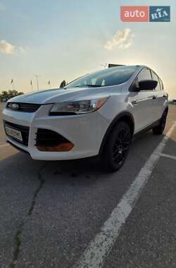 Внедорожник / Кроссовер Ford Escape 2013 в 