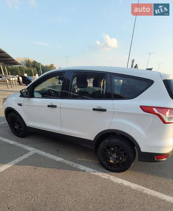 Позашляховик / Кросовер Ford Escape 2013 в Харкові