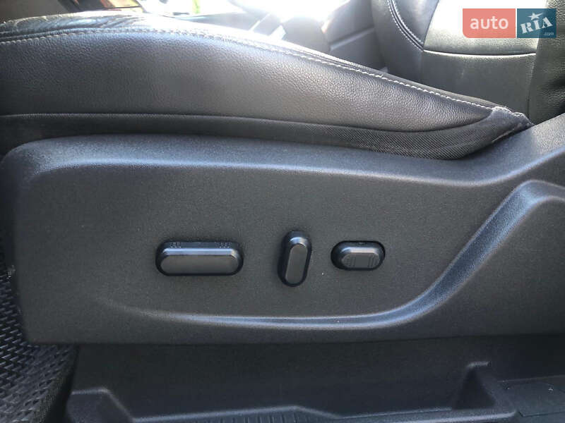 Внедорожник / Кроссовер Ford Escape 2014 в Трускавце