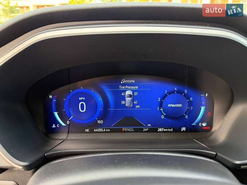 Внедорожник / Кроссовер Ford Escape 2022 в Киеве