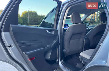 Позашляховик / Кросовер Ford Escape 2021 в 