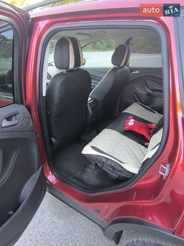 Внедорожник / Кроссовер Ford Escape 2016 в Днепре