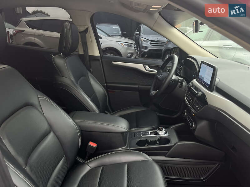 Позашляховик / Кросовер Ford Escape 2019 в Львові фото 28 Позашляховик / Кросовер Ford Escape 2019 в Львові