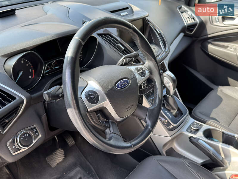 Внедорожник / Кроссовер Ford Escape 2013 в Тернополе
