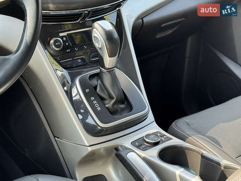 Внедорожник / Кроссовер Ford Escape 2013 в Тернополе