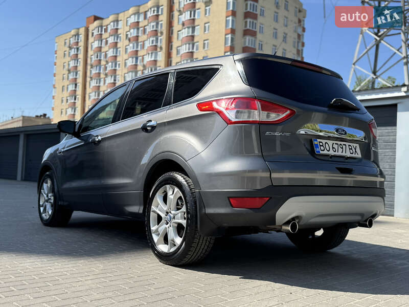 Внедорожник / Кроссовер Ford Escape 2013 в Тернополе