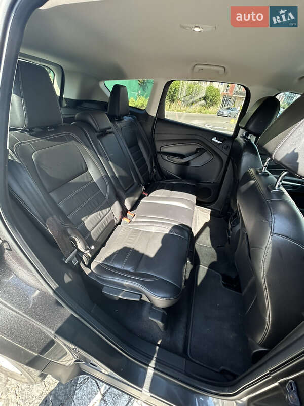 Позашляховик / Кросовер Ford Escape 2017 в Києві