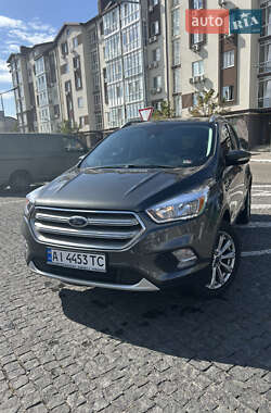Позашляховик / Кросовер Ford Escape 2017 в Києві