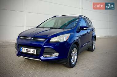 Внедорожник / Кроссовер Ford Escape 2012 в 
