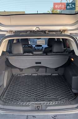 Внедорожник / Кроссовер Ford Escape 2015 в 