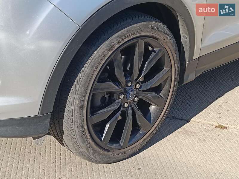 Внедорожник / Кроссовер Ford Escape 2019 в Харькове