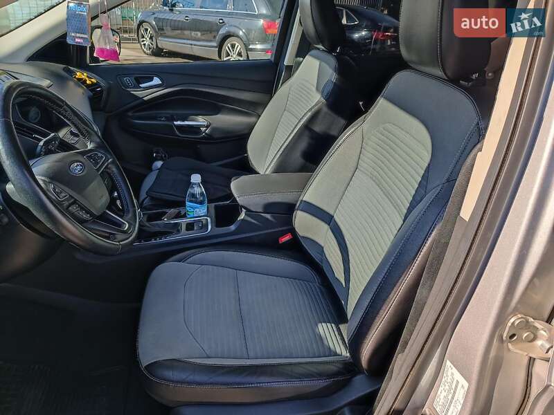 Внедорожник / Кроссовер Ford Escape 2019 в Харькове