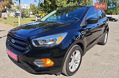 Внедорожник / Кроссовер Ford Escape 2016 в Сумах