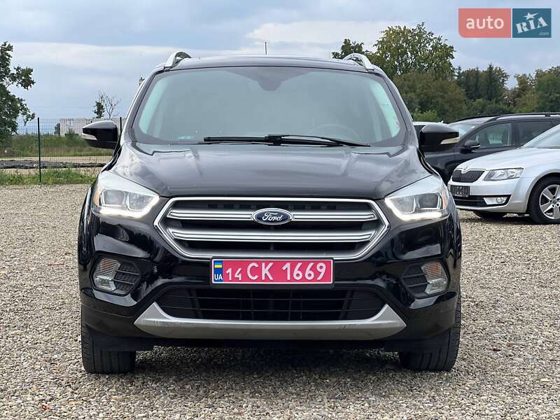 Внедорожник / Кроссовер Ford Escape 2017 в Стрые