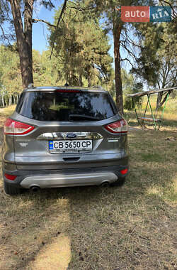 Внедорожник / Кроссовер Ford Escape 2014 в 