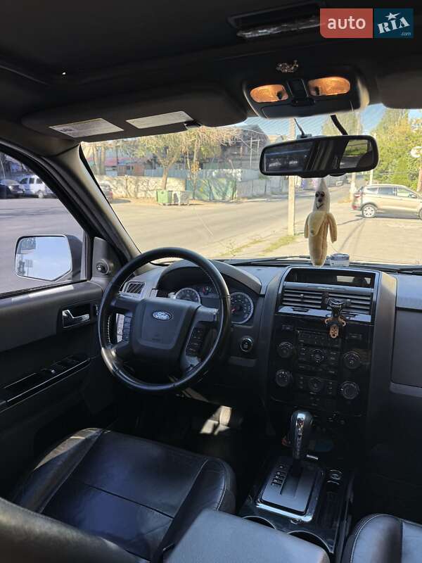 Внедорожник / Кроссовер Ford Escape 2011 в Днепре