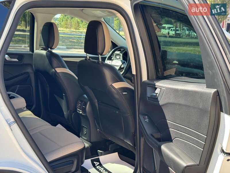 Внедорожник / Кроссовер Ford Escape 2021 в Запорожье