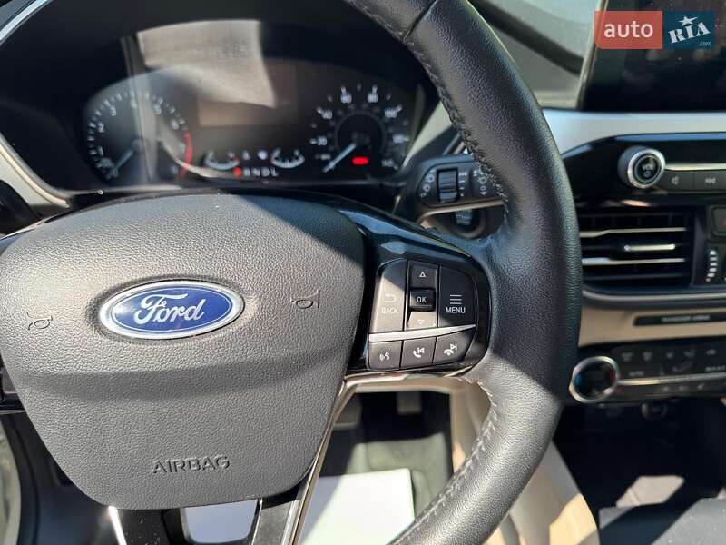 Внедорожник / Кроссовер Ford Escape 2021 в Запорожье
