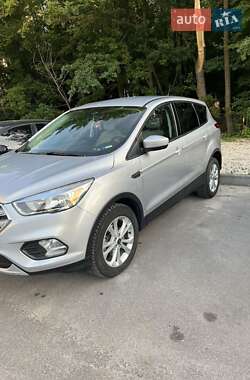 Позашляховик / Кросовер Ford Escape 2019 в Тернополі